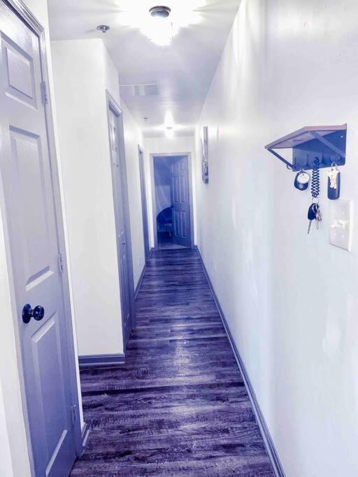 2Br Unit W/ Cinema Room In Nulu Луїсвілл Екстер'єр фото